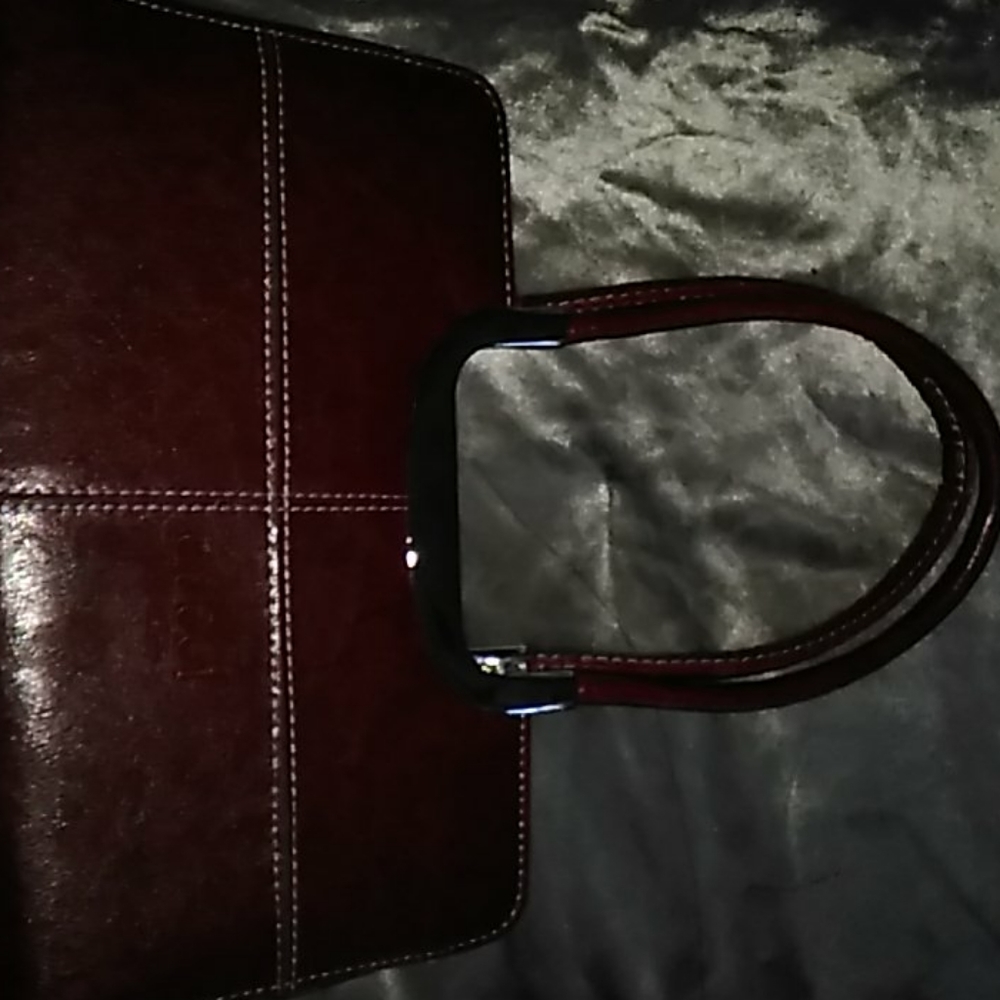 Purse - Picture 2 of 4